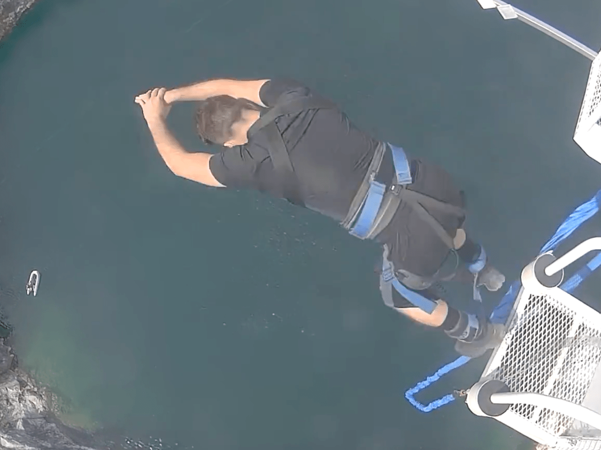 Premier saut en&nbsp;Bungee